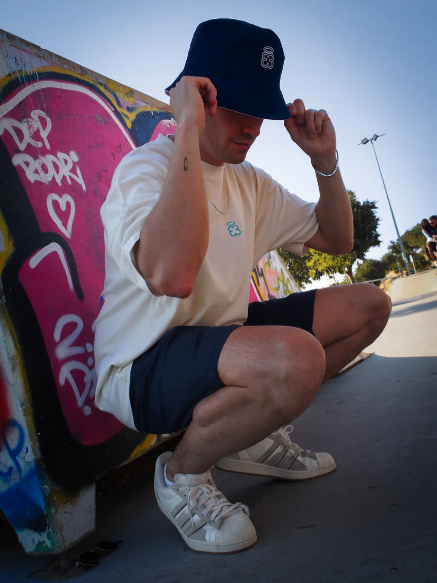 BUCKET HAT