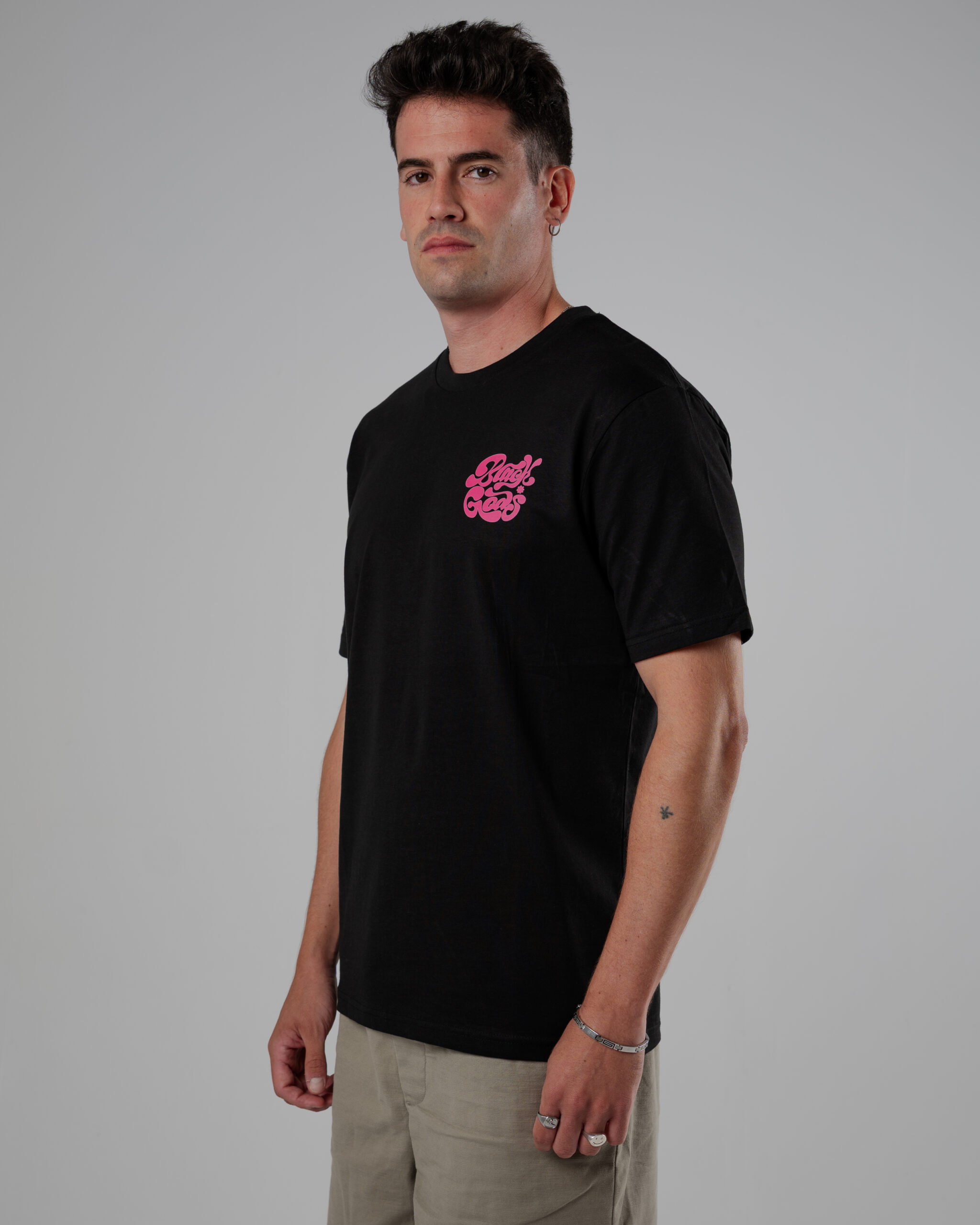 BASIC x PINK GRAFF